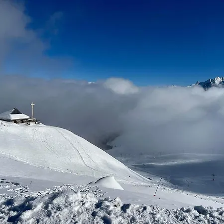 아파트 Petit De Montagne Avec Jardin Et Terrasse