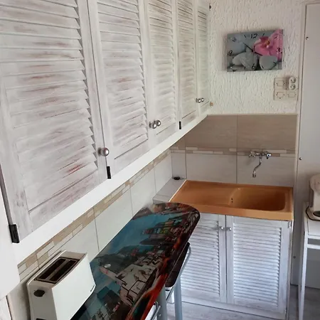 Appartement Petit De Montagne Avec Jardin Et Terrasse