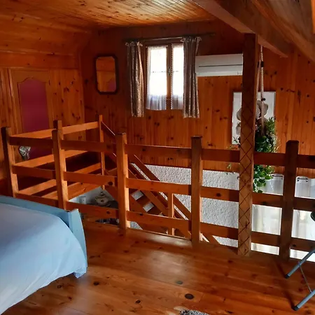 Petit De Montagne Avec Jardin Et Terrasse * Cazaux-Layrisse