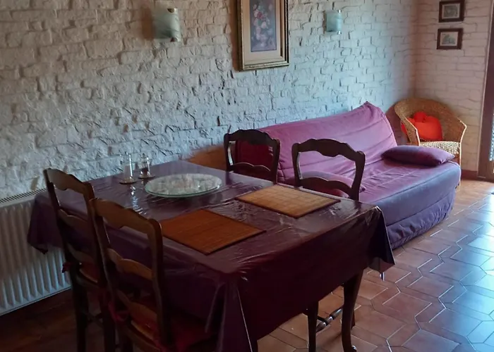 Petit De Montagne Avec Jardin Et Terrasse Апартаменты *